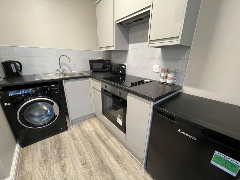 Hosted By Ryan - 1 Bedroom Apartment Liverpool Exterior foto